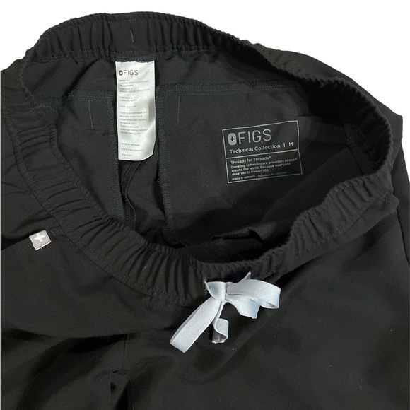 Figs Tansen Cargo Jogger Scrubs Black Size Medium - Picture 3 of 6